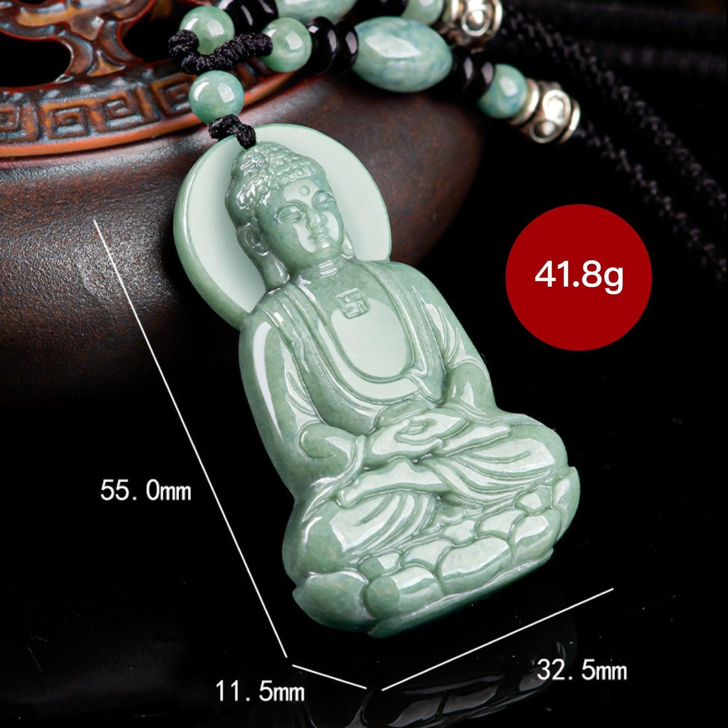 Collier en jadéite Amitabha avec motif de divinité gardienne