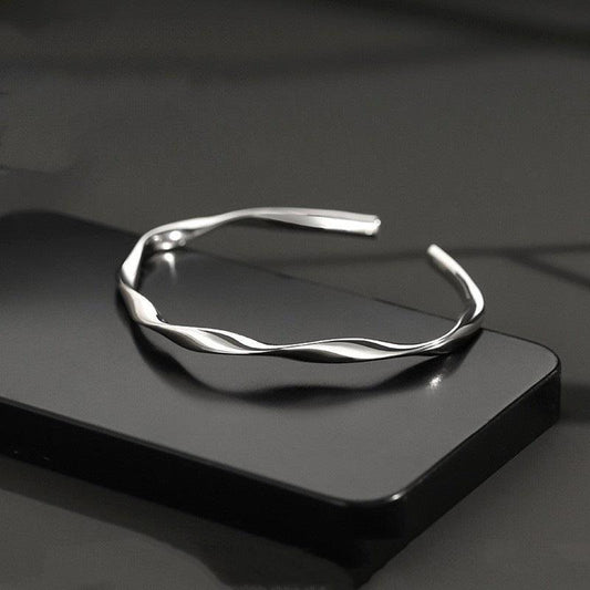 925 Sterling Silver Mobius Bracelet